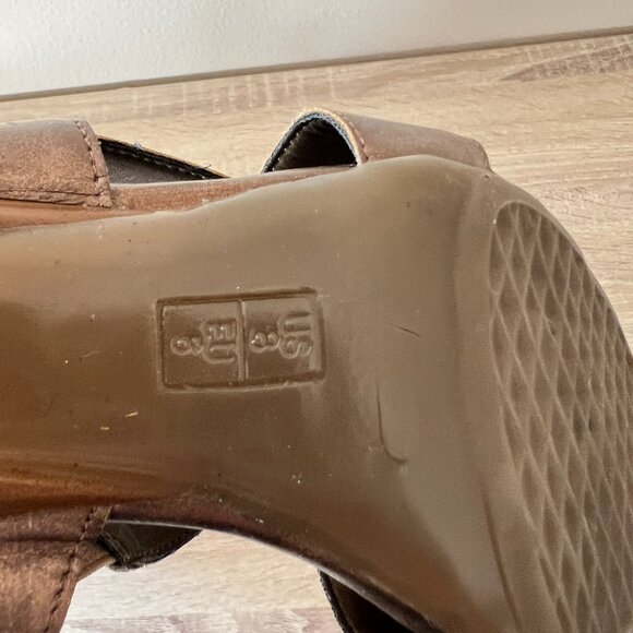 Aerosoles Strappy Sandals Heeled Shoes - Size 8 - Bronze Gold - Picture 8 of 8